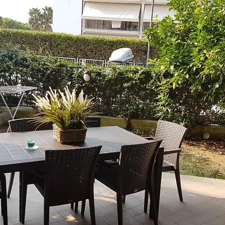 Residenze Makarska At Roseto Beach